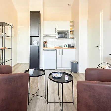 Le Repit - Vue Port A 200m De La Apartman *