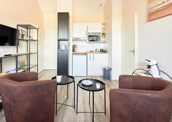 Le Repit - Vue Port A 200m De La Apartman *